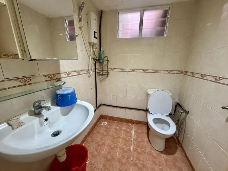 Kondominium untuk Dijual di Greenlane Park - Steven Chee - Bathroom - PropertyGuru.com.my