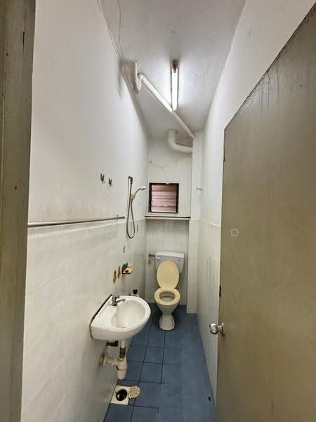 Apartment for Sale at Pangsapuri Kasturi Tiara - Julius Soo - Bathroom - PropertyGuru.com.my