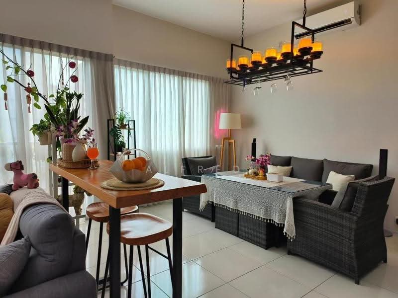 Pangsapuri untuk Dijual di Liberty Grove - Alfred Chua - Living Room - PropertyGuru.com.my