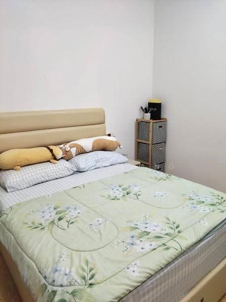 Condominium for Sale at Amberside @ Country Garden Danga Bay - Simon Wang - Bedroom - PropertyGuru.com.my