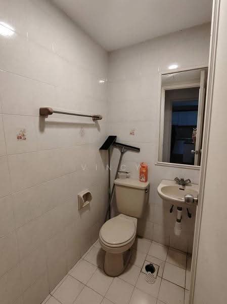 Kondominium untuk Disewa di Ocean Palms Condominium - Vincy How - Bathroom - PropertyGuru.com.my