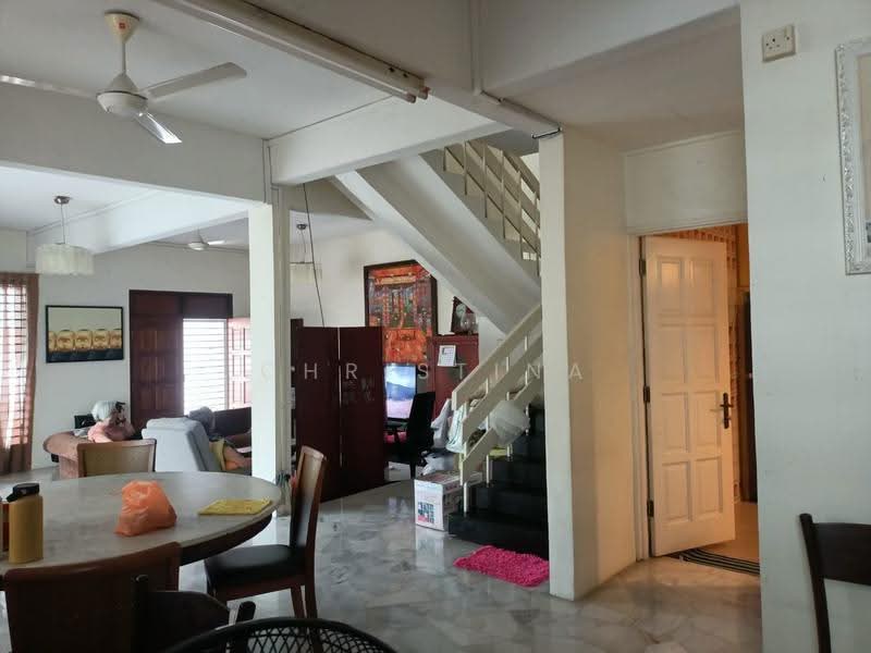 Rumah Berkembar untuk Dijual di Ampang Jaya (Ampang) - Christina Ho - Living Room - PropertyGuru.com.my