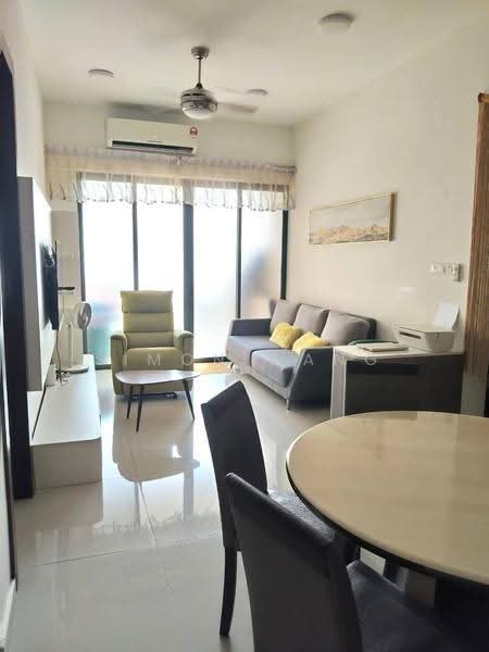 Kondominium untuk Dijual di Amberside @ Country Garden Danga Bay - Simon Wang - Living Room - PropertyGuru.com.my
