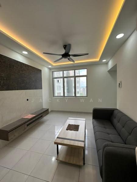 Pangsapuri untuk Disewa di Impiana Sky Residensi - Jacky Wan - Living Room - PropertyGuru.com.my