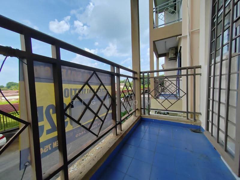 Residential Land for Sale in Kampung Klebang Kecil (Klebang) - Gigi Wong - Balcony - PropertyGuru.com.my