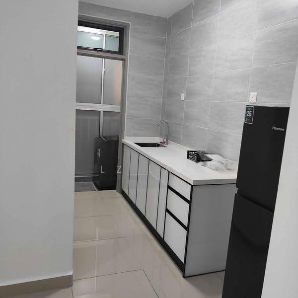 Condominium for Rent at KSL Residence 2 @ Kangkar Tebrau - LZ Lau - Kitchen - PropertyGuru.com.my