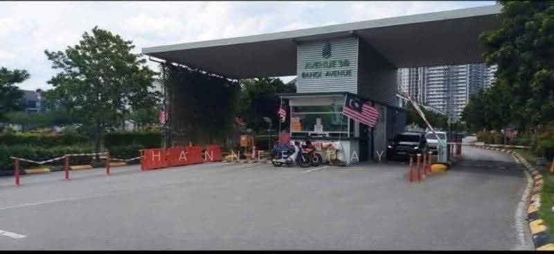 3-storey Terraced House for Sale in Kajang (Selangor) - Hannee Tay - Exterior - PropertyGuru.com.my