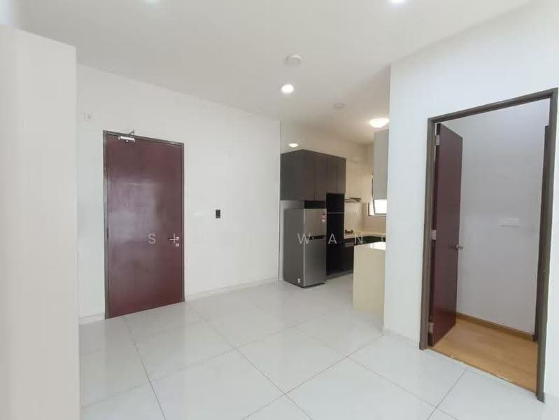 Kondominium untuk Dijual di Bay Laurel @ Country Garden Danga Bay - Simon Wang - Kitchen - PropertyGuru.com.my