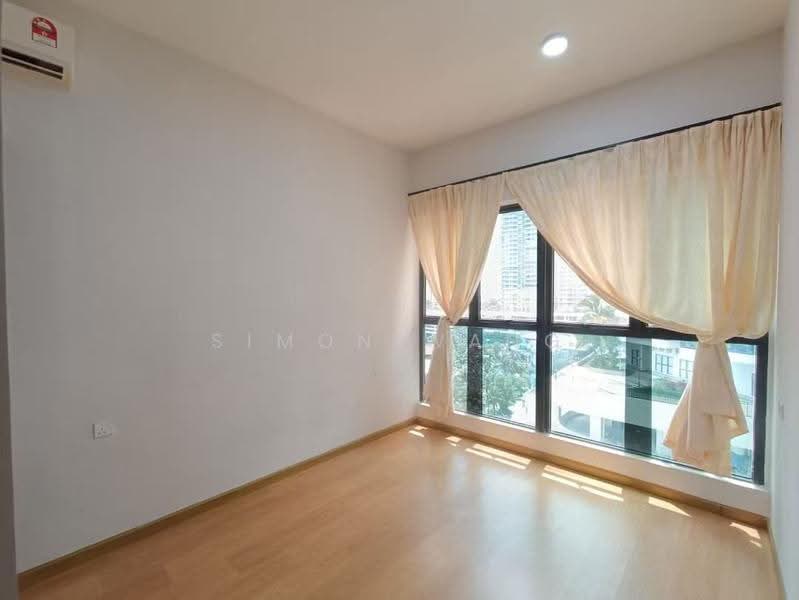 Kondominium untuk Dijual di Bay Laurel @ Country Garden Danga Bay - Simon Wang - PropertyGuru.com.my