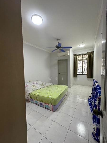 Rumah Teres 1.5-Tingkat untuk Disewa di Taman Molek (Johor Bahru) - Lim Wei Li - Bedroom - PropertyGuru.com.my
