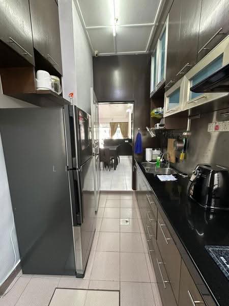 Rumah Teres 1.5-Tingkat untuk Disewa di Taman Molek (Johor Bahru) - Lim Wei Li - Kitchen - PropertyGuru.com.my