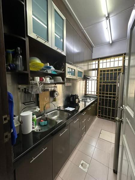 Rumah Teres 1.5-Tingkat untuk Disewa di Taman Molek (Johor Bahru) - Lim Wei Li - Kitchen - PropertyGuru.com.my