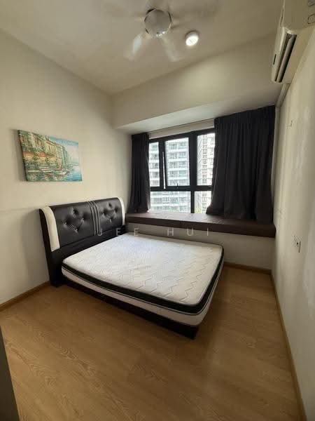 Kondominium untuk Disewa di Amberside @ Country Garden Danga Bay - Jee Hui - Bedroom - PropertyGuru.com.my