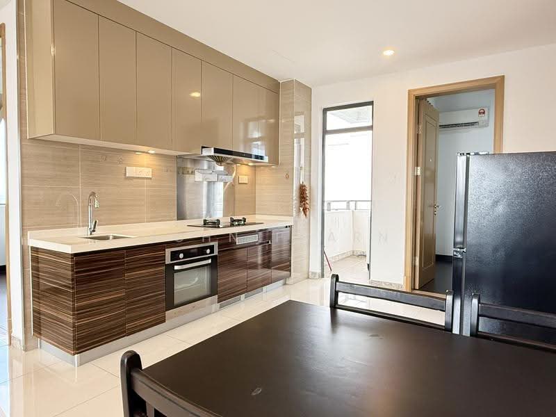 Condominium for Rent at R&F Princess Cove Phase 2-Seine Region - John Pharn - Kitchen - PropertyGuru.com.my