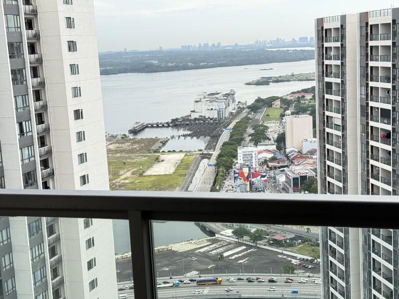 Condominium for Rent at R&F Princess Cove Phase 2-Seine Region - John Pharn - Balcony - PropertyGuru.com.my
