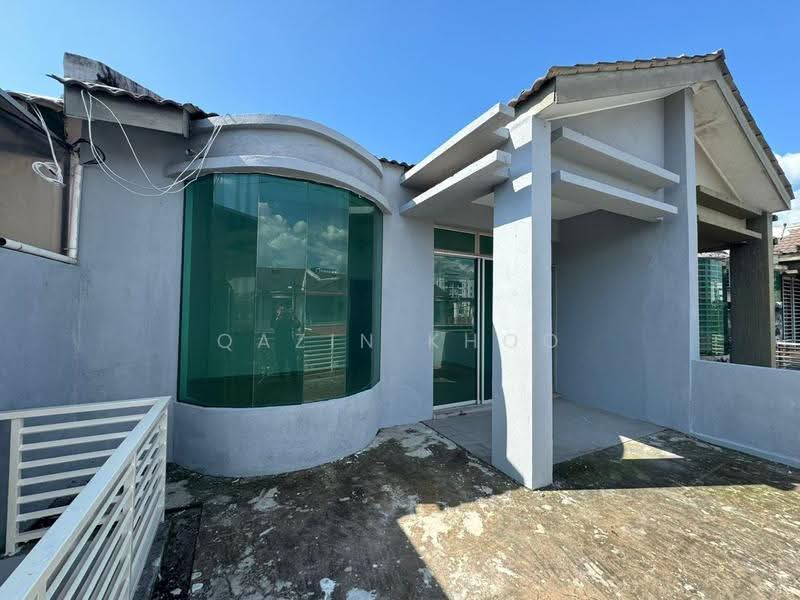 2-storey Terraced House for Sale in Kelebang (Ipoh) - Qazin Khoo - Exterior - PropertyGuru.com.my
