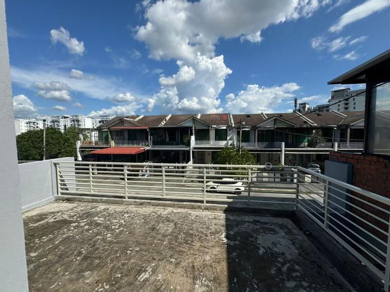 2-storey Terraced House for Sale in Kelebang (Ipoh) - Qazin Khoo - PropertyGuru.com.my