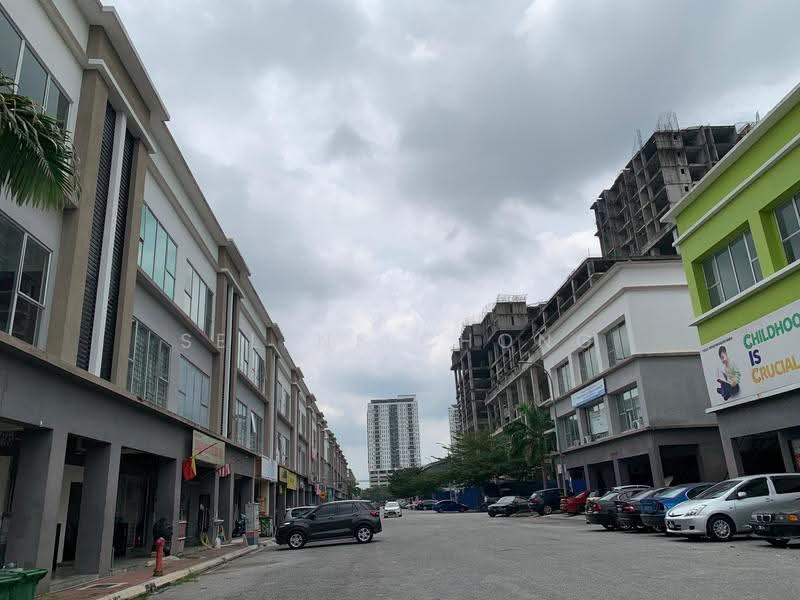 Kedai untuk Dijual di Bandar Rinching Seksyen 5 (Semenyih) - Selene Chong - Exterior - PropertyGuru.com.my