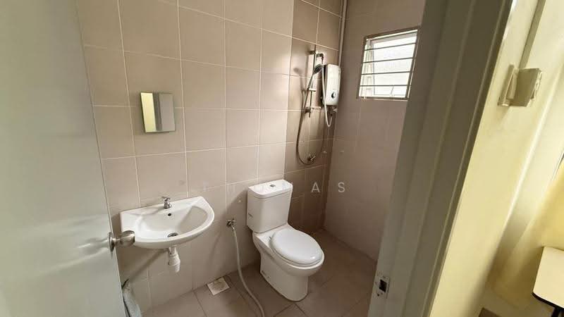 Rumah Bandar untuk Disewa di Jenjarom (Selangor) - Thomas Gan - Bathroom - PropertyGuru.com.my