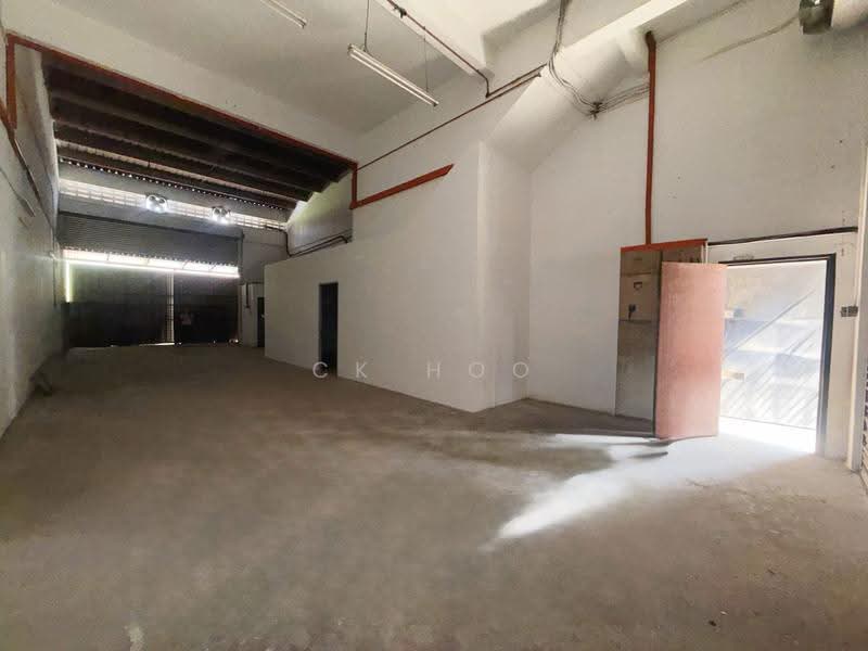 Terrace Factory for Sale in Taman Sri Ehsan (Kepong) - CK Hoo - Interior - PropertyGuru.com.my