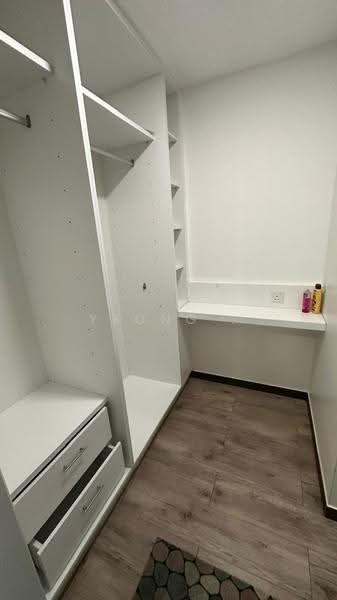 Kondominium untuk Dijual di Lakefront Residence - Yeong . - Interior - PropertyGuru.com.my