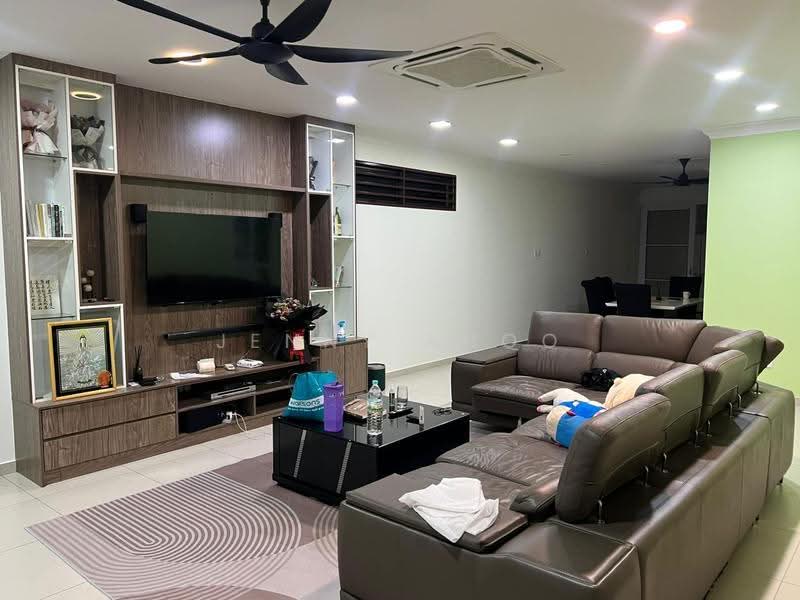 Rumah Teres 2-Tingkat untuk Dijual di Bandar Tasik Puteri (Rawang) - Jenny Khoo - Living Room - PropertyGuru.com.my
