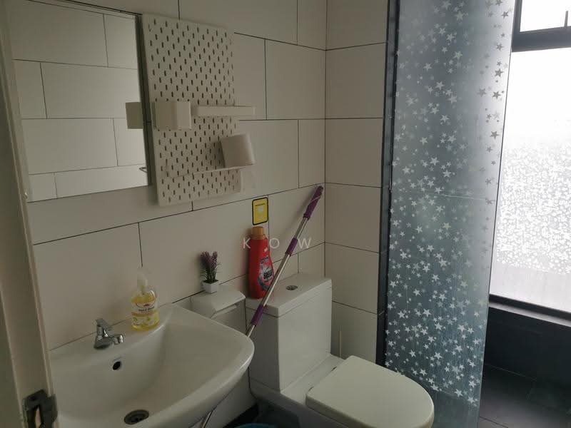 Service Residence for Rent at Univ 360 Place - Kow Tze Fui - Bathroom - PropertyGuru.com.my