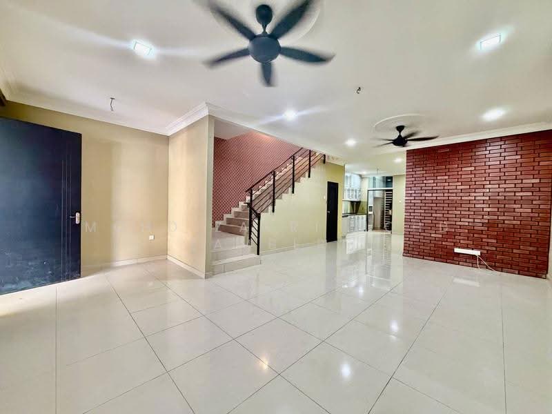 Rumah Teres 2-Tingkat untuk Dijual di Kajang (Selangor) - Mohd Zakri Mohd Zamberi - Living Room - PropertyGuru.com.my