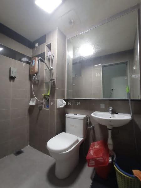 Service Residence for Sale at Tamarind Suites - Yeong . - Bathroom - PropertyGuru.com.my