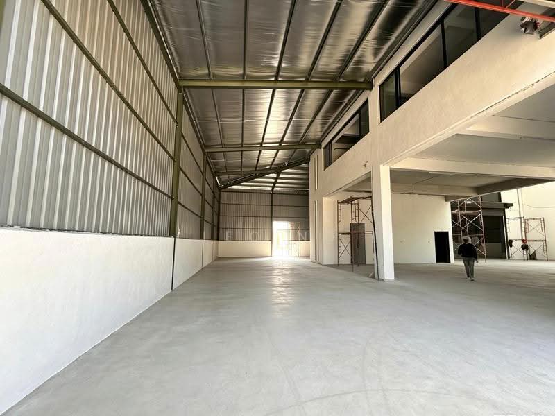 Warehouse for Rent in Subang (Selangor) - Leo Ng - Interior - PropertyGuru.com.my