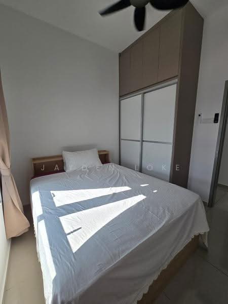 Kediaman Servis untuk Disewa di B11 Parkland Residence - Jayden Loke - Bedroom - PropertyGuru.com.my
