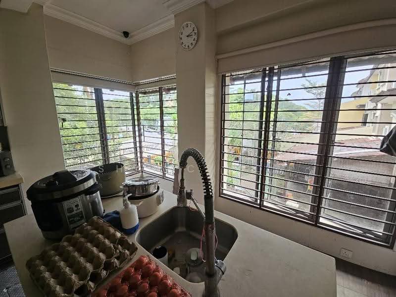 Rumah Teres 2.5-Tingkat untuk Dijual di Puchong (Selangor) - Shanice Low - PropertyGuru.com.my