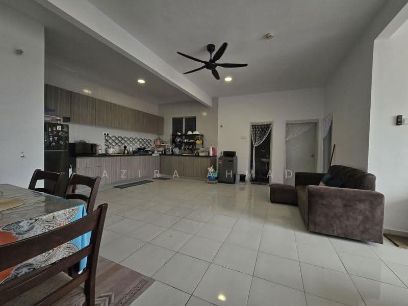 Kondominium untuk Dijual di Residensi Adelia - Azira Ahmad - Kitchen - PropertyGuru.com.my