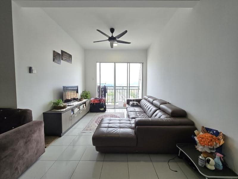 Kondominium untuk Dijual di Residensi Adelia - Azira Ahmad - Living Room - PropertyGuru.com.my