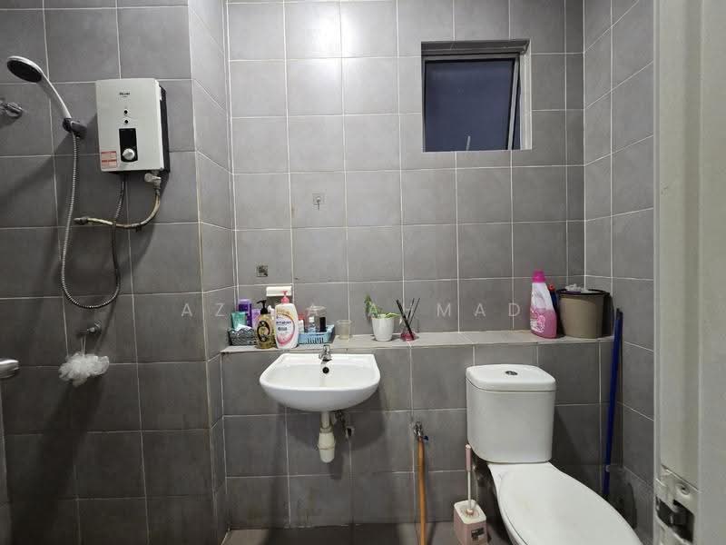 Kondominium untuk Dijual di Residensi Adelia - Azira Ahmad - Bathroom - PropertyGuru.com.my