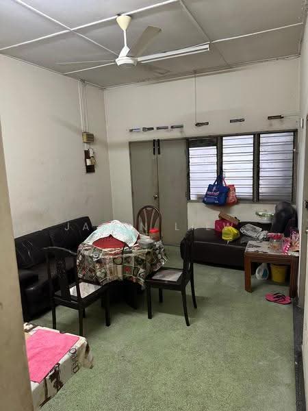 Rumah Teres untuk Dijual di Taman Kok Doh (Batu) - Jason Liew - Living Room - PropertyGuru.com.my