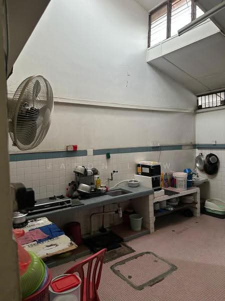 Rumah Teres untuk Dijual di Taman Kok Doh (Batu) - Jason Liew - Kitchen - PropertyGuru.com.my