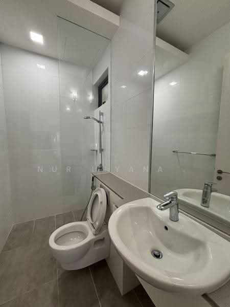 Kediaman Servis untuk Disewa di Senada Residence @ KLGCC Resort - Nur Liyana . - Bathroom - PropertyGuru.com.my