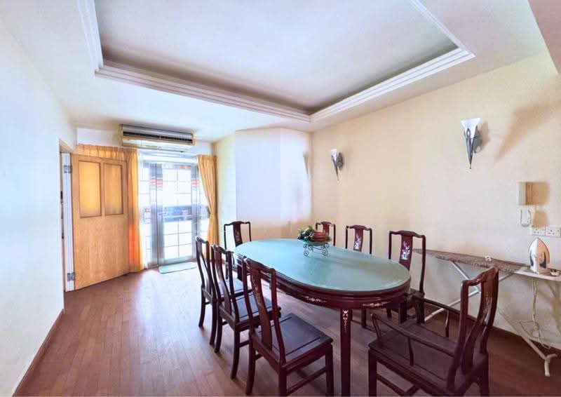 Kondominium untuk Dijual di The Regency Condominium - Clifton Chee - Dining Room - PropertyGuru.com.my