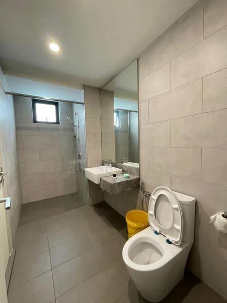 Kondominium untuk Disewa di South Brooks - Rex Tan - Bathroom - PropertyGuru.com.my