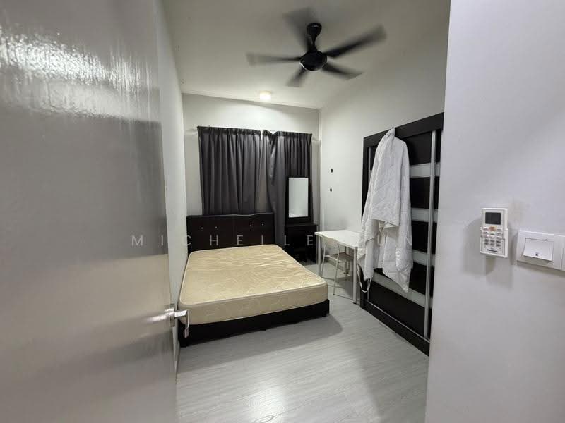 Kondominium untuk Disewa di The Haute Gurney - Michelle Yun - Bedroom - PropertyGuru.com.my