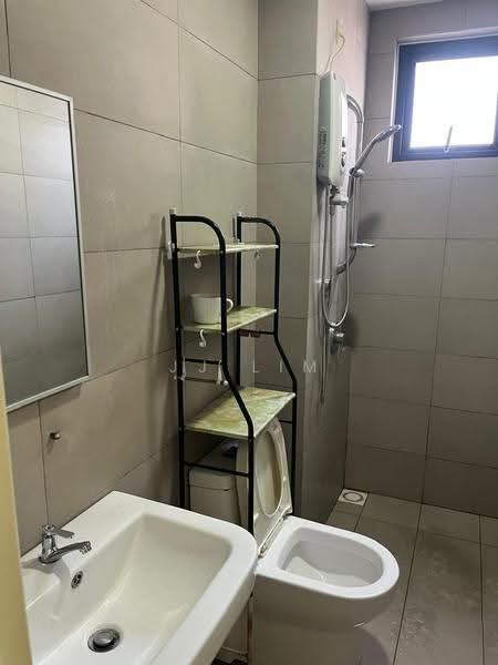 Kondominium untuk Disewa di The Haute Gurney - JJ Lim - Bathroom - PropertyGuru.com.my