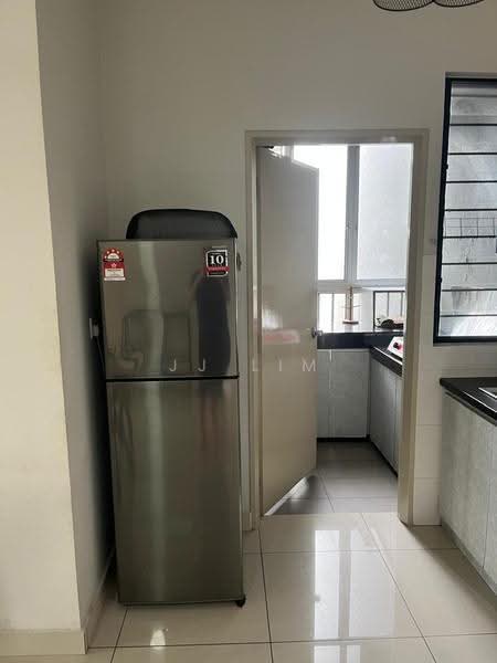 Kondominium untuk Disewa di The Haute Gurney - JJ Lim - Kitchen - PropertyGuru.com.my