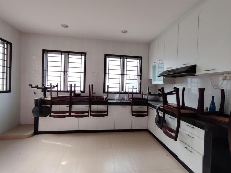 Rumah Teres 2-Tingkat untuk Dijual di Taman Nusa Indah (Iskandar Puteri (Nusajaya)) - Iden Tan - Kitchen - PropertyGuru.com.my