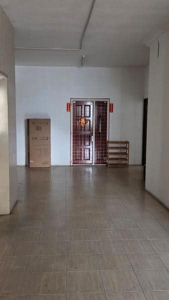 Pangsapuri untuk Disewa di Bangunan Anson (Anson Apartment) - Mavis Lim - Entrance - PropertyGuru.com.my
