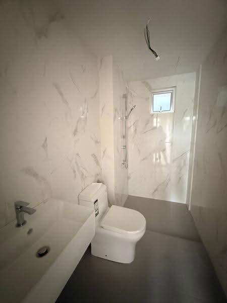 Terraced House for Rent in Permas Jaya (Johor) - Winnie KHAW - Bathroom - PropertyGuru.com.my