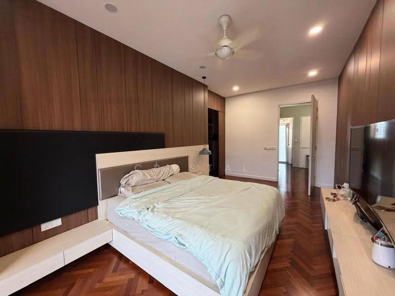 3-storey Terraced House for Sale in Batu Uban (Gelugor) - Crystal Choong - Bedroom - PropertyGuru.com.my