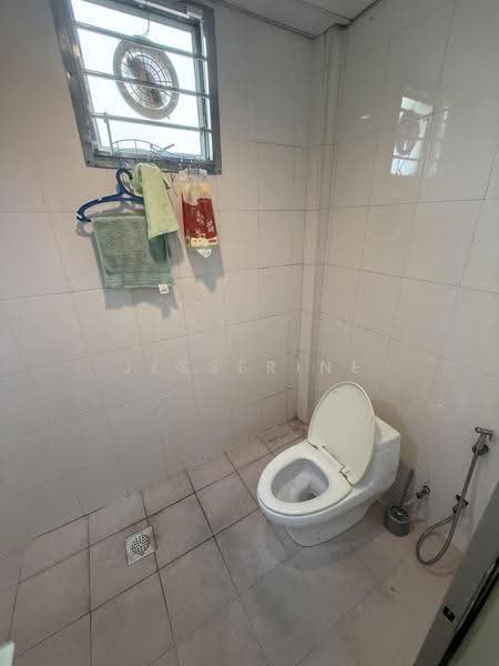Shop / Office for Sale in Taman Ungku Tun Aminah (Skudai) - Jesserine Neo - Bathroom - PropertyGuru.com.my