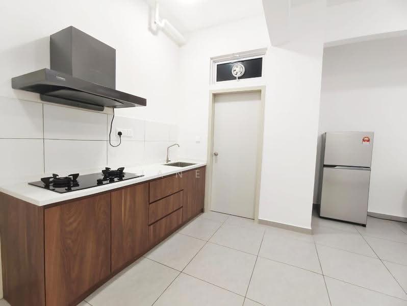 Condominium for Rent at The Sky @ Tripark - Jane Ng - Kitchen - PropertyGuru.com.my