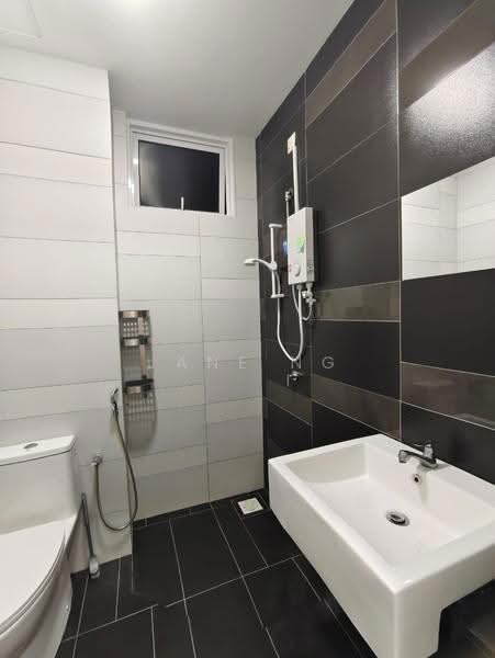 Condominium for Rent at The Sky @ Tripark - Jane Ng - Bathroom - PropertyGuru.com.my